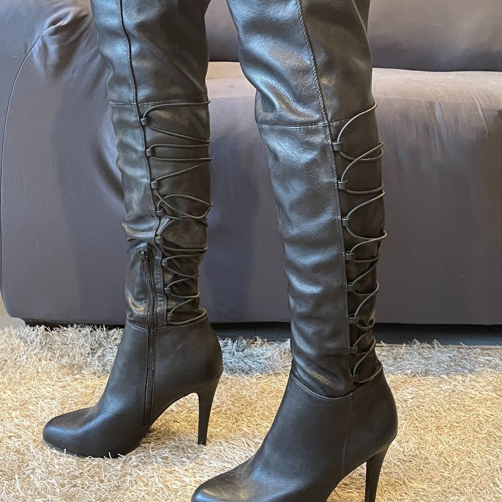 Jennifer Lopez AZURITE Lace- up Boots size 9